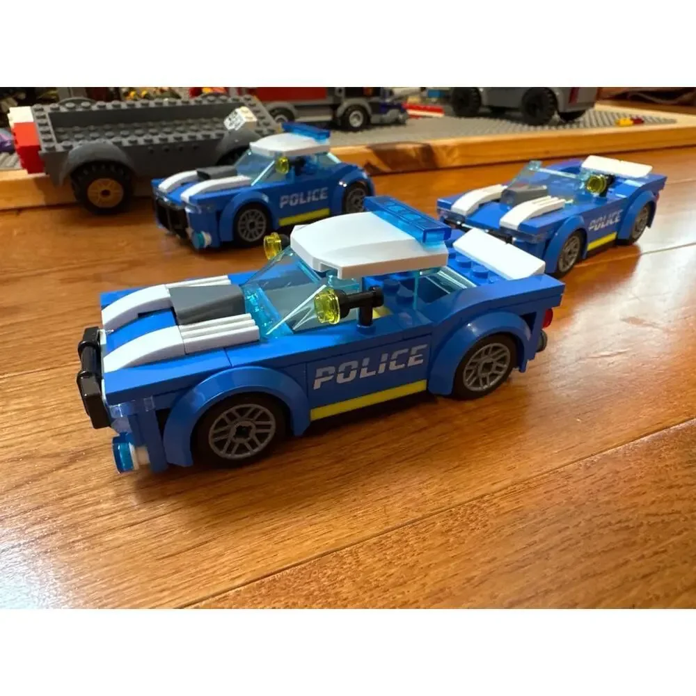 LEGO City Police Car Toy 60312 Officer Minifigure Car Chase Gift 5+ Years